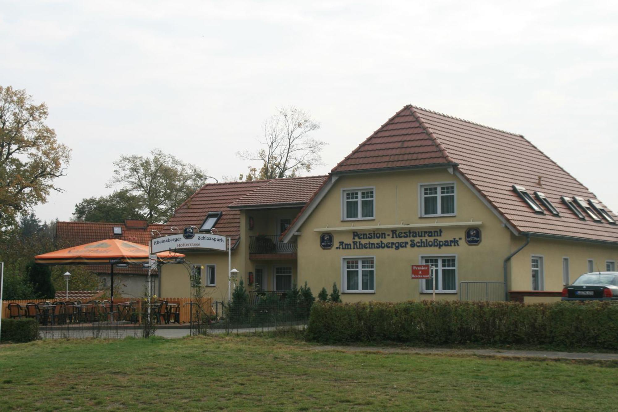 Pension Am Rheinsberger Schlosspark Exterior photo